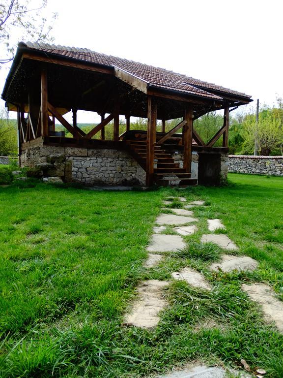 Hotel Krai Potoka Krushuna Exterior foto
